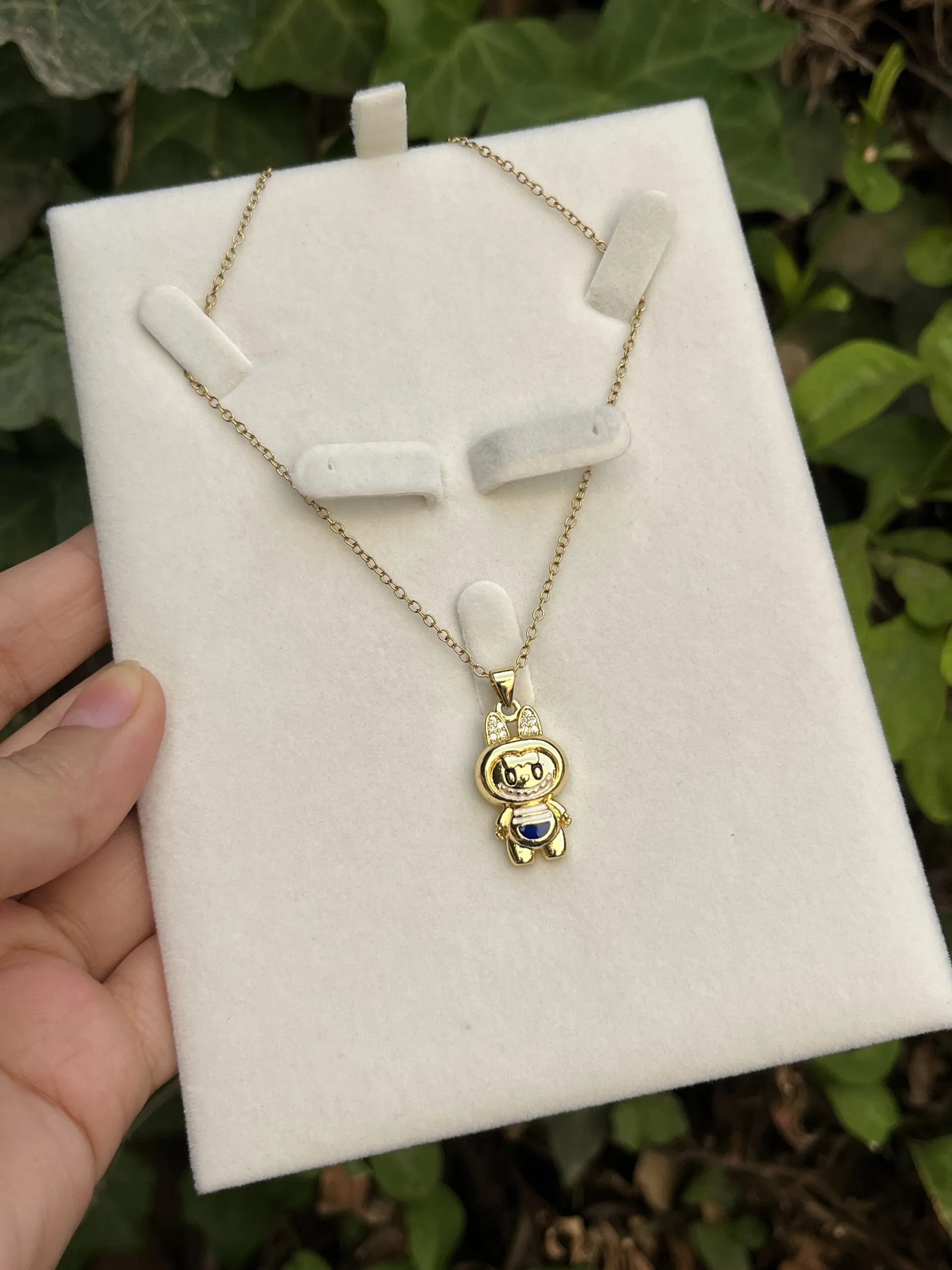 Collier Labubu Bleu
